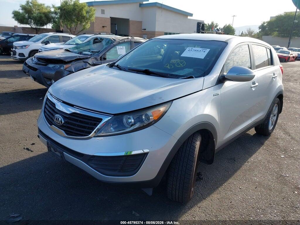KNDPBCA21D7368002 2013 KIA SPORTAGE photo no. 2