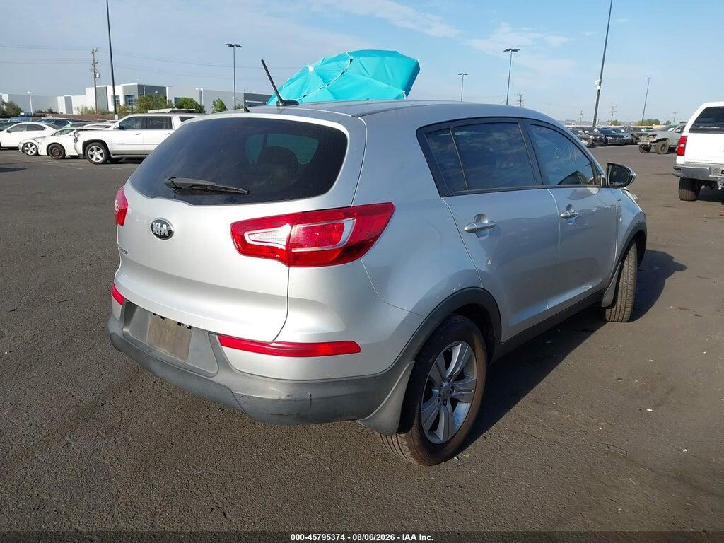 KNDPBCA21D7368002 2013 KIA SPORTAGE photo no. 4