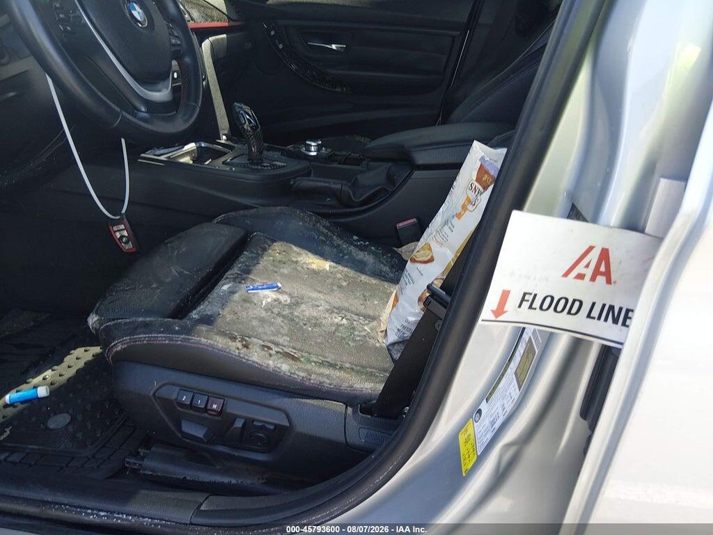 WBA3A9G5XDNP35705 2013 BMW 335I photo no. 6