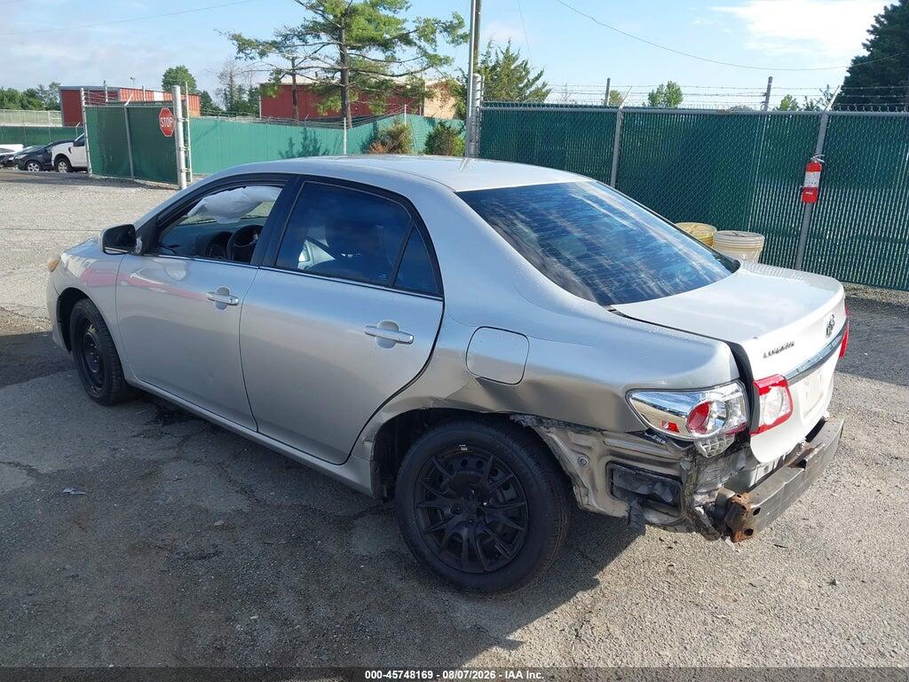 2T1BU4EE9DC072691 2013 TOYOTA COROLLA photo no. 3