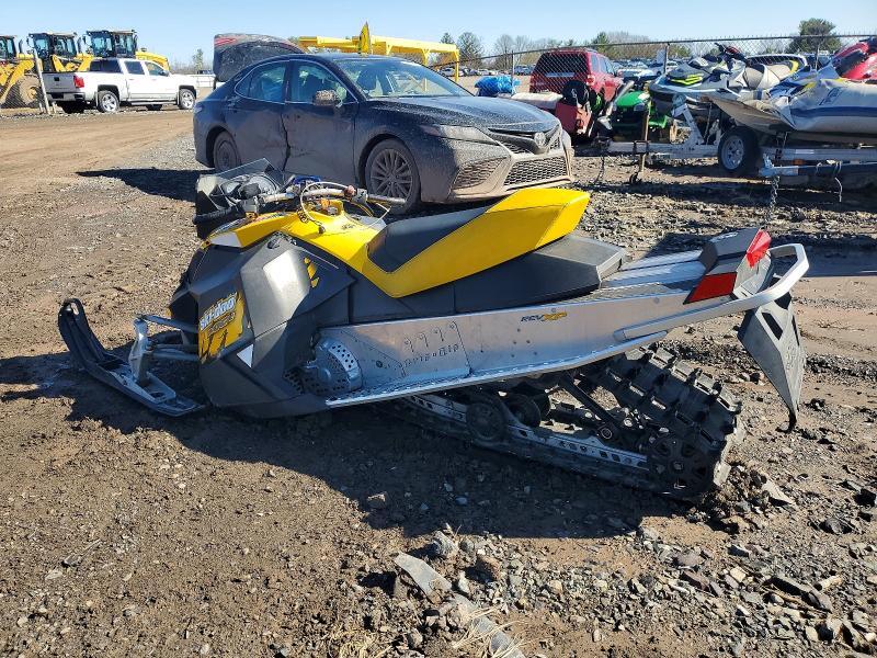 2009 SKI-DOO MXZ SNOWMOBILE — Фото 3 из 10
