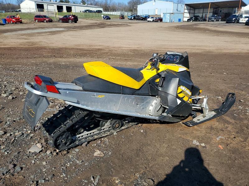 2009 SKI-DOO MXZ SNOWMOBILE — Фото 4 из 10