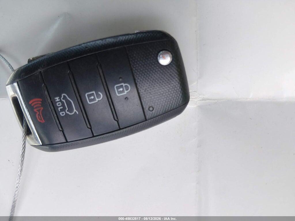 KNDJX3A54E7088898 2014 KIA SOUL photo no. 11