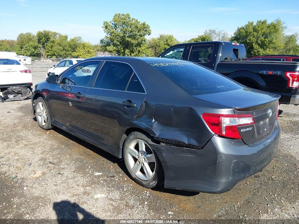 4T1BF1FK0EU420004 2014 TOYOTA CAMRY photo no. 3