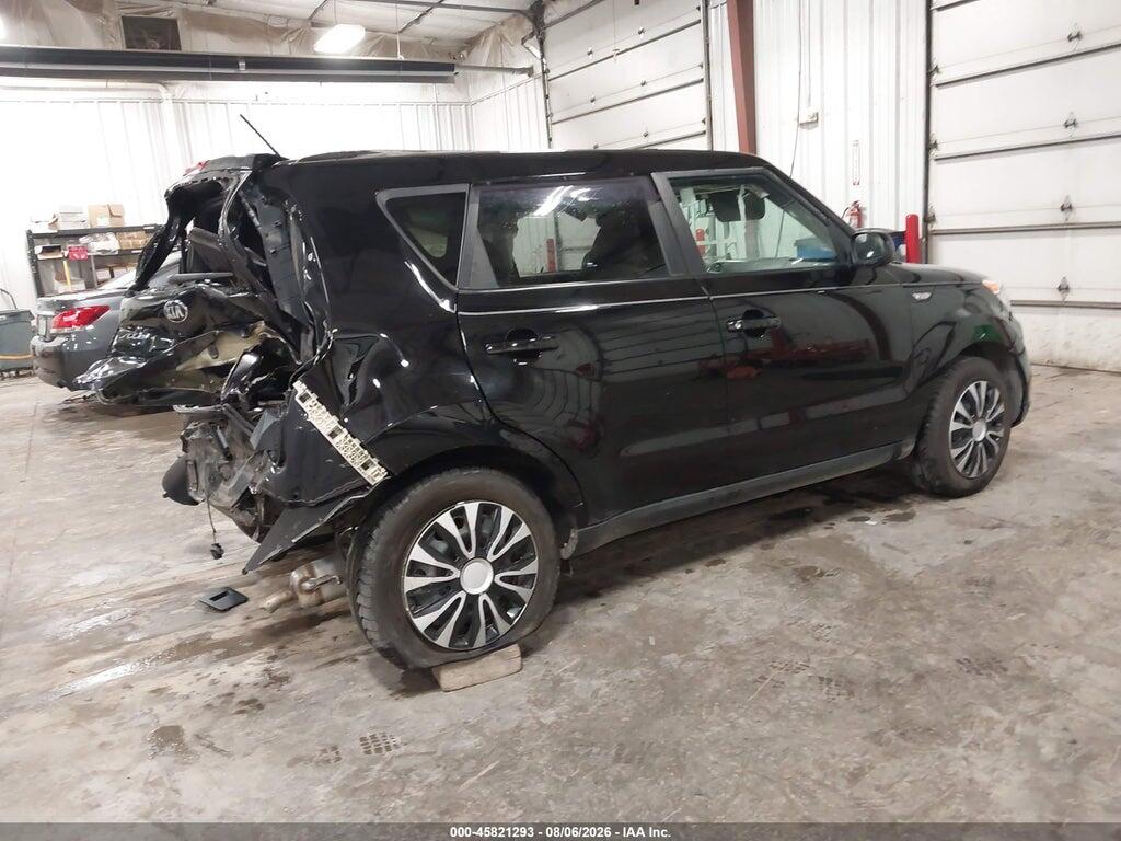 KNDJN2A20E7002007 2014 KIA SOUL photo no. 4