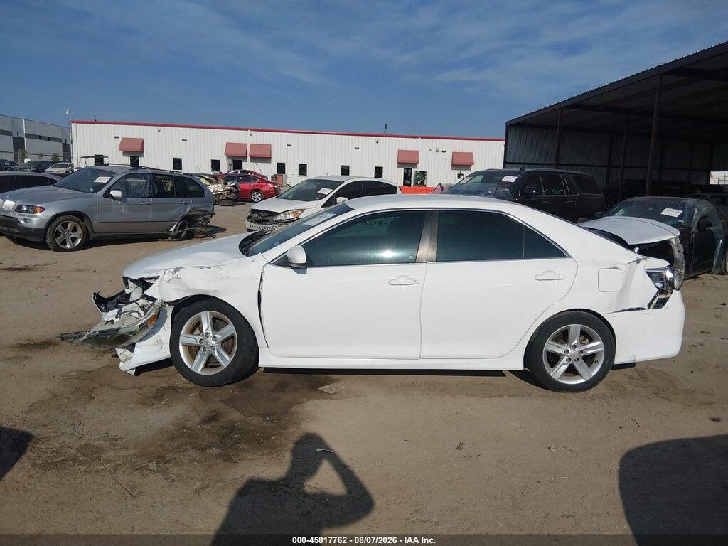 4T1BF1FK2EU459323 2014 TOYOTA CAMRY photo no. 12