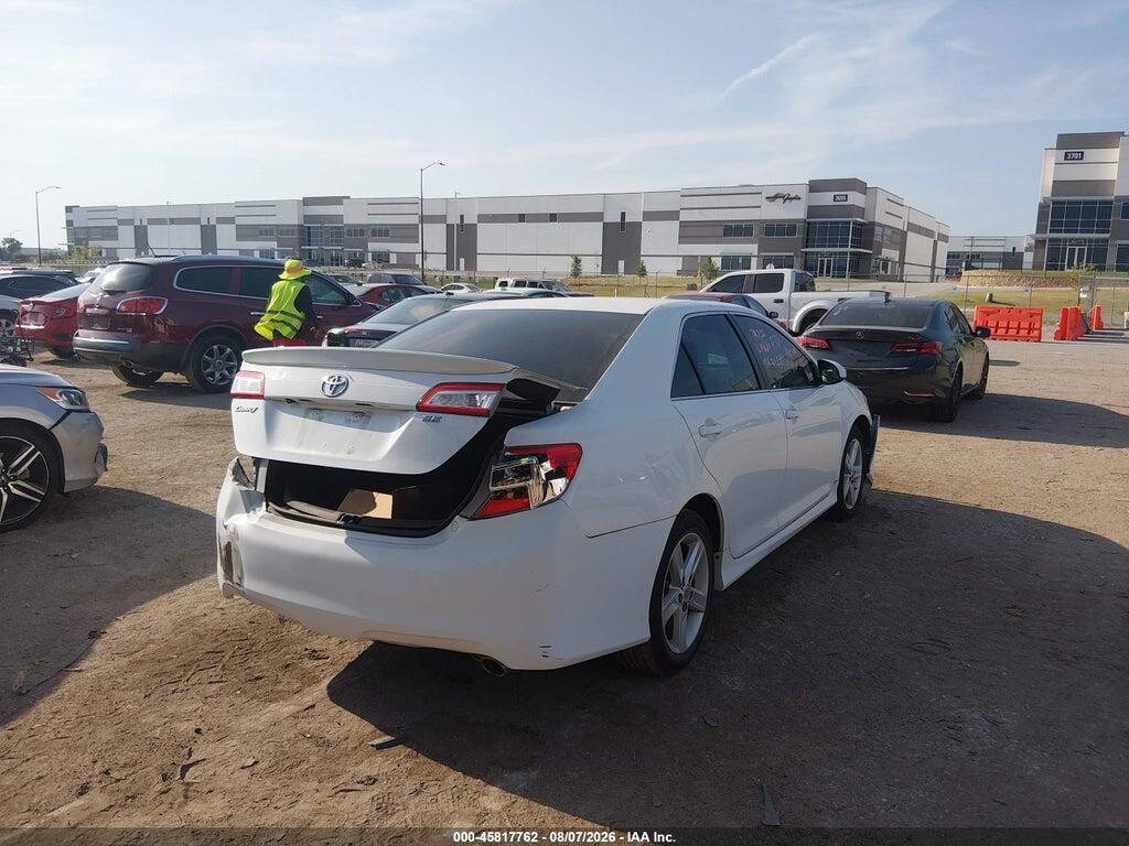 4T1BF1FK2EU459323 2014 TOYOTA CAMRY photo no. 4