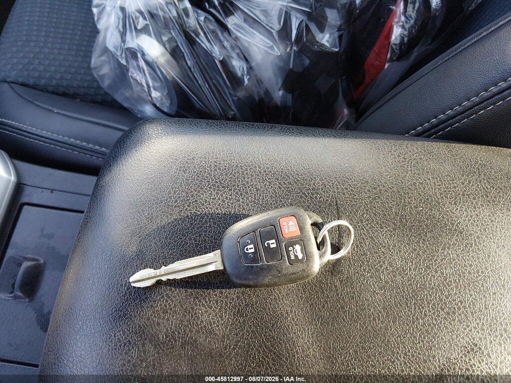4T1BF1FK3EU320513 2014 TOYOTA CAMRY photo no. 11