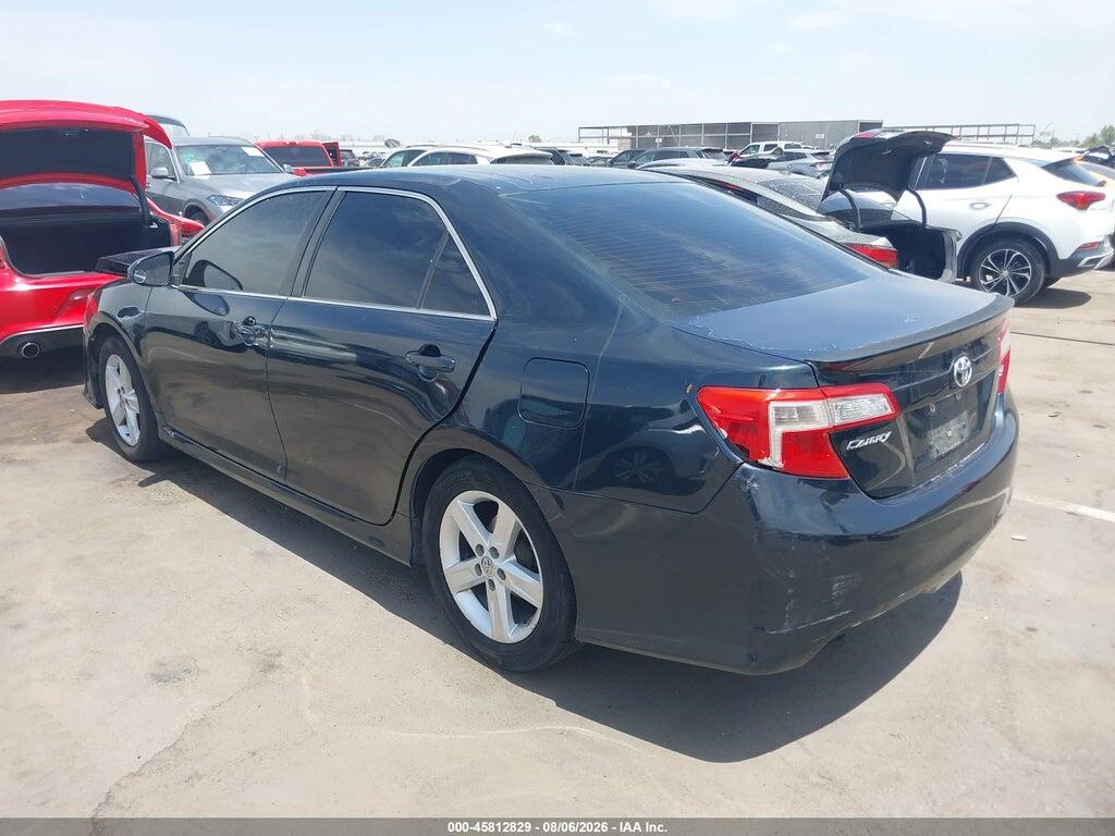 4T1BF1FK3EU429764 2014 TOYOTA CAMRY photo no. 3