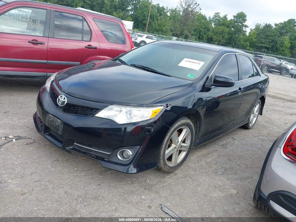 4T1BF1FKXEU726420 2014 TOYOTA CAMRY photo no. 2