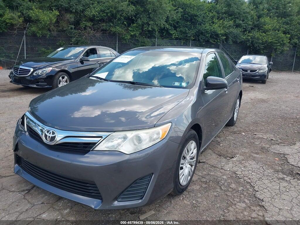 4T4BF1FK2ER372267 2014 TOYOTA CAMRY photo no. 2