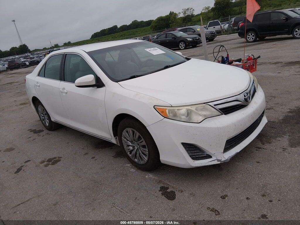 4T4BF1FKXER364319 2014 TOYOTA CAMRY photo no. 1