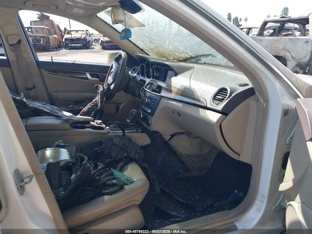 WDDGF4HB1EG210962 2014 MERCEDES-BENZ C 250 photo no. 5