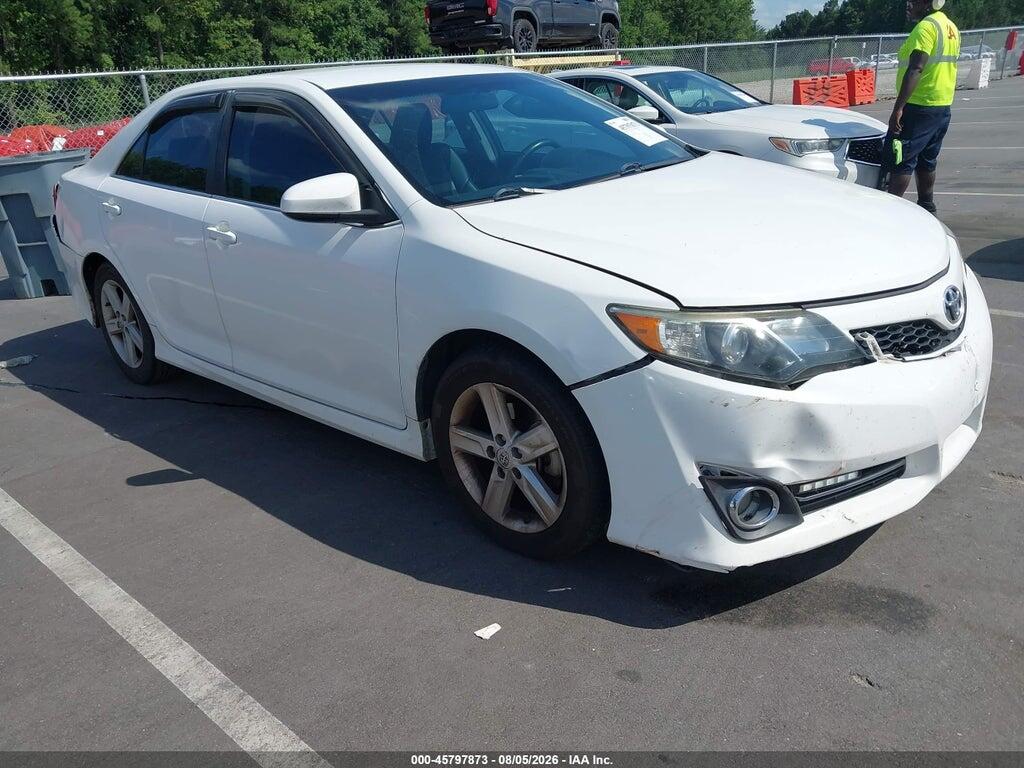 4T1BF1FK2EU322575 2014 TOYOTA CAMRY photo no. 1