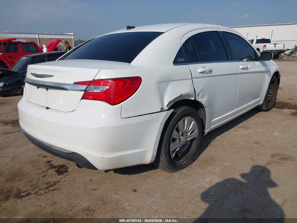 1C3CCBAB5EN125008 2014 CHRYSLER 200 photo no. 4