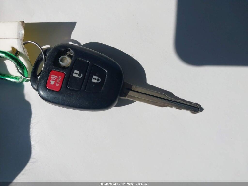 2T1BURHE1EC185920 2014 TOYOTA COROLLA photo no. 11
