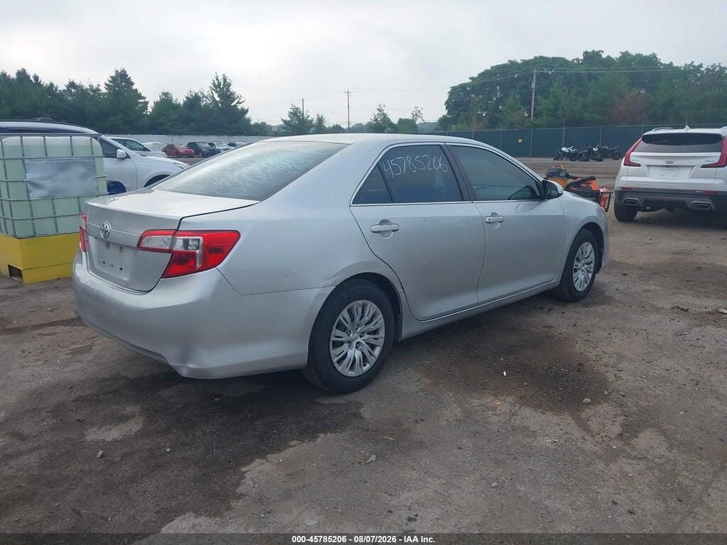 4T4BF1FK8ER431175 2014 TOYOTA CAMRY photo no. 4