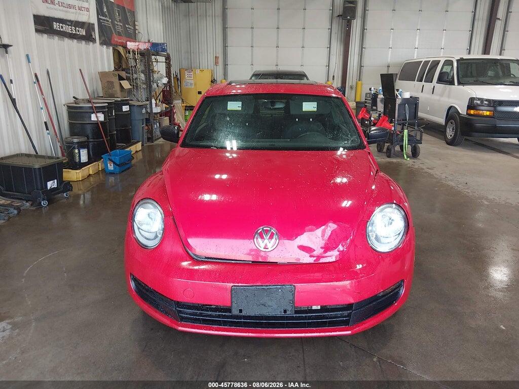 3VWFP7AT2EM625573 2014 VOLKSWAGEN BEETLE photo no. 12
