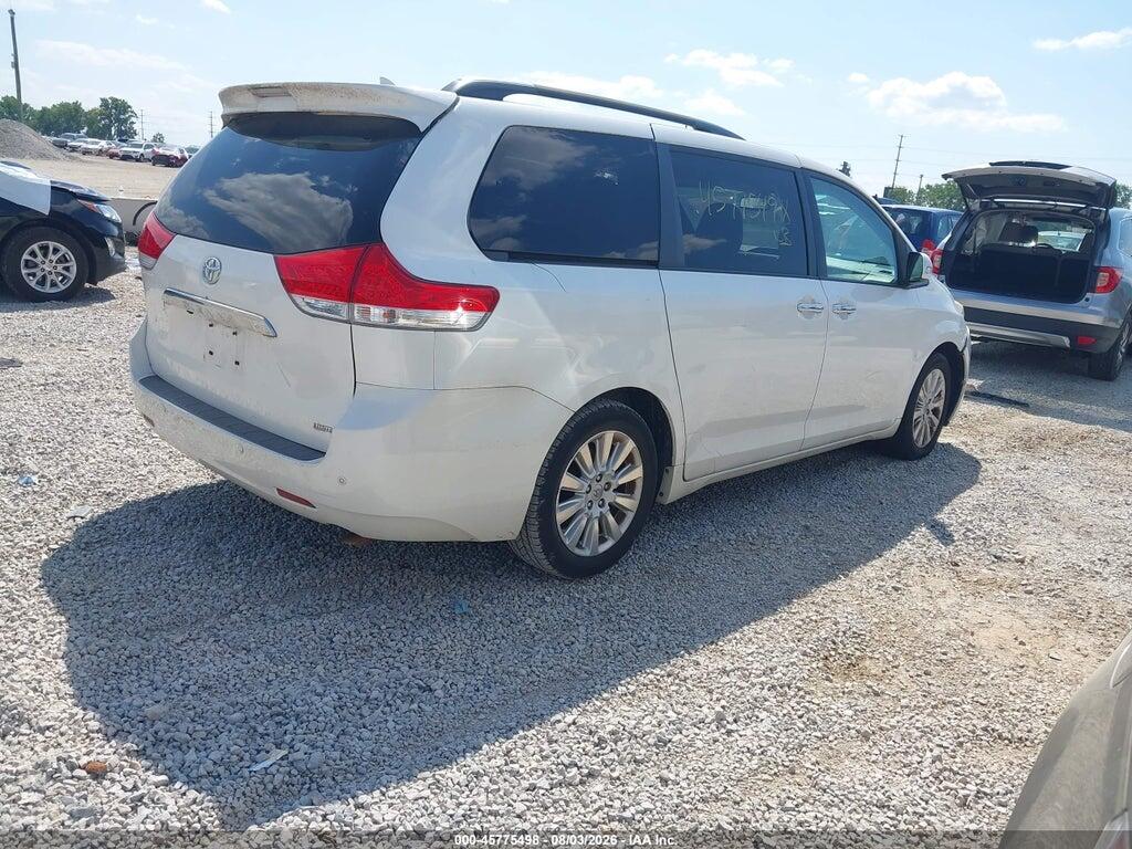 5TDYK3DC8ES425313 2014 TOYOTA SIENNA photo no. 4