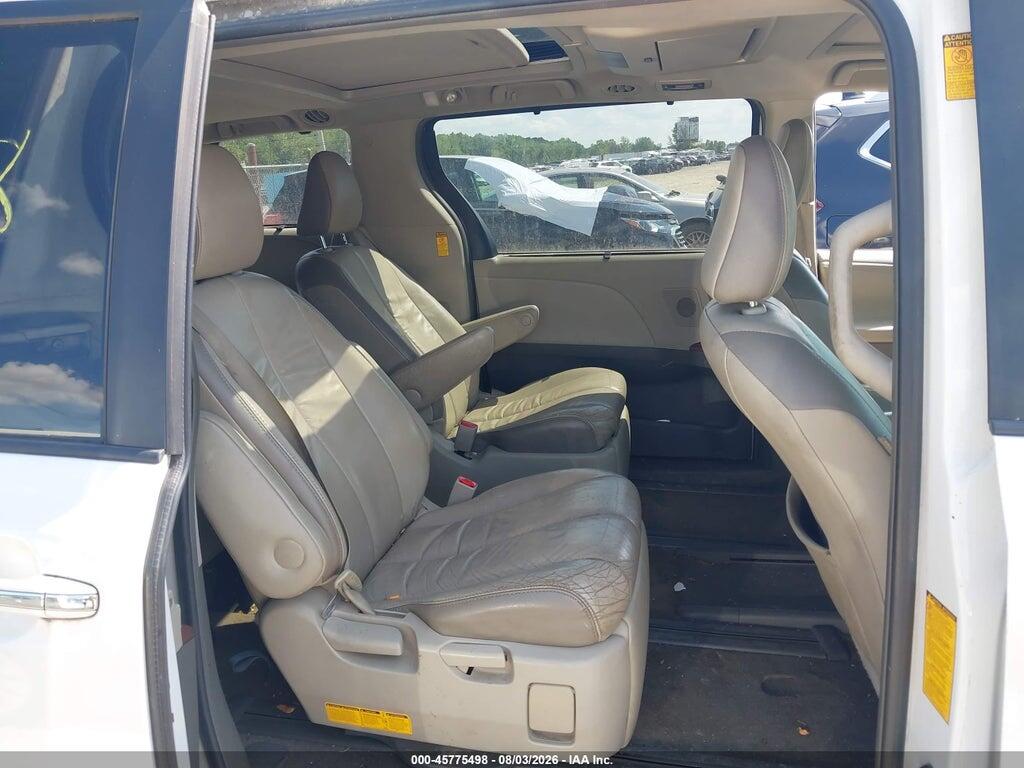 5TDYK3DC8ES425313 2014 TOYOTA SIENNA photo no. 8