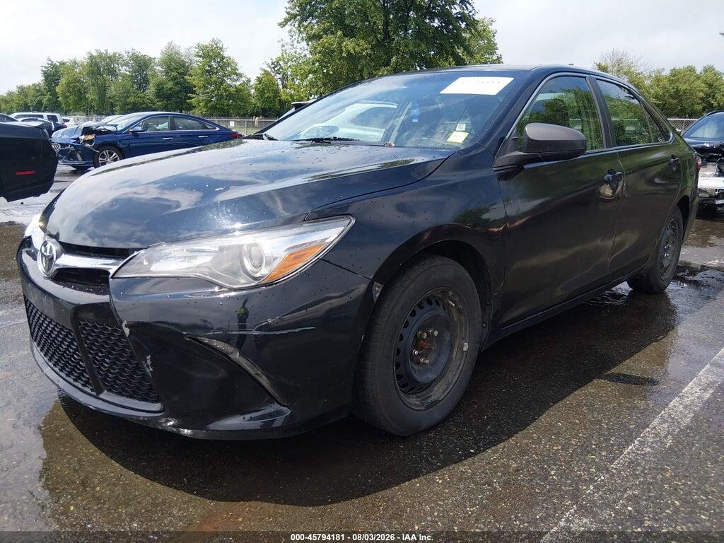 4T1BF1FK5FU047334 2015 TOYOTA CAMRY photo no. 2