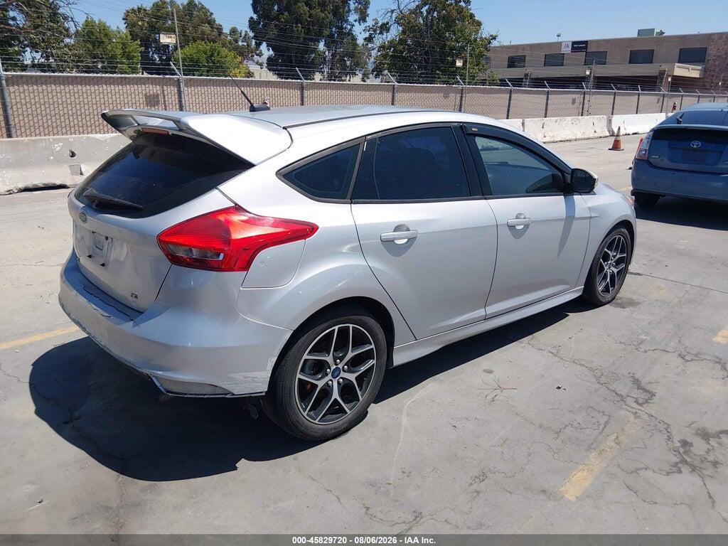 1FADP3K25FL358365 2015 FORD FOCUS photo no. 4