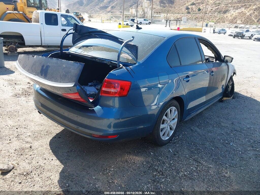 3VWB17AJ5FM317703 2015 VOLKSWAGEN JETTA photo no. 4