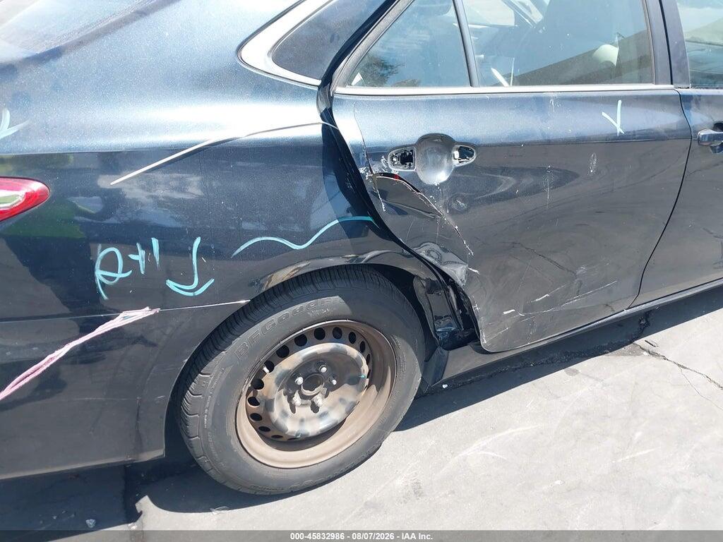 4T1BF1FK1FU986142 2015 TOYOTA CAMRY photo no. 6