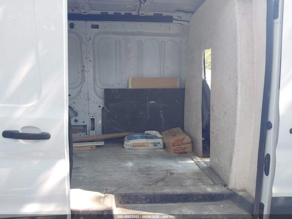1FTNE2CM8FKA65595 2015 FORD TRANSIT-150 photo no. 8