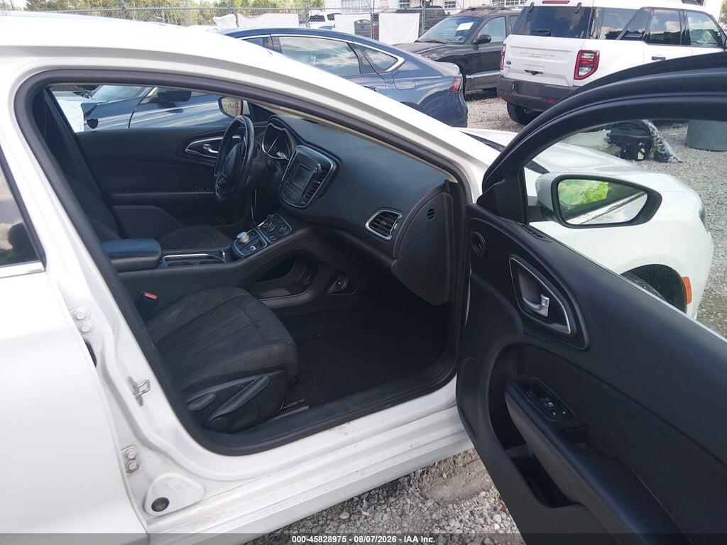 1C3CCCAB7FN679268 2015 CHRYSLER 200 photo no. 5