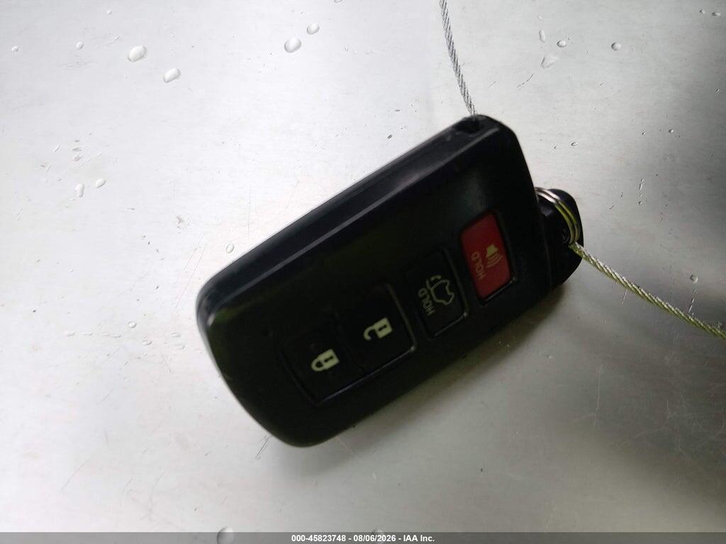 2T3YFREV4FW205111 2015 TOYOTA RAV4 photo no. 11