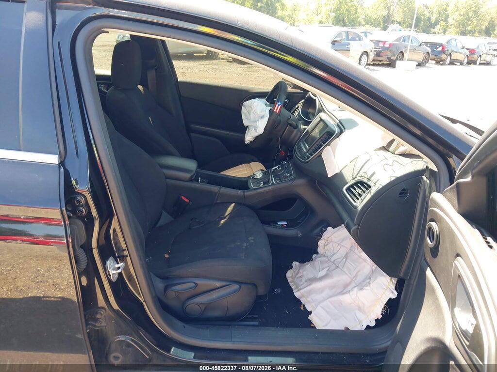 1C3CCCAB6FN715936 2015 CHRYSLER 200 photo no. 5