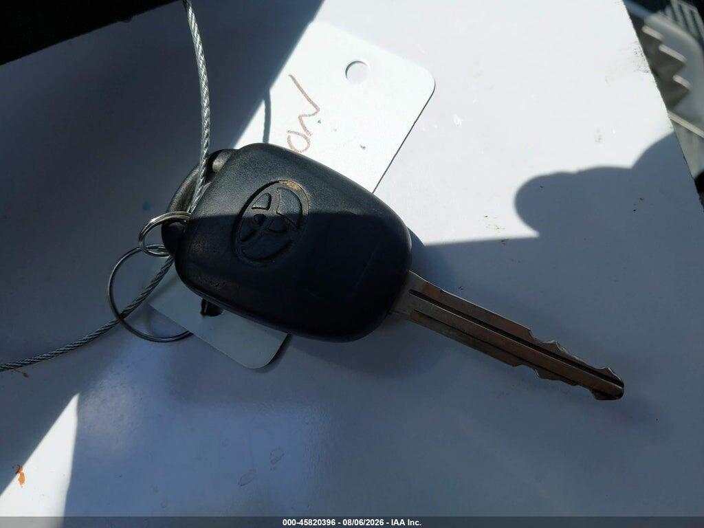 JTMRFREV1FD102052 2015 TOYOTA RAV4 photo no. 11