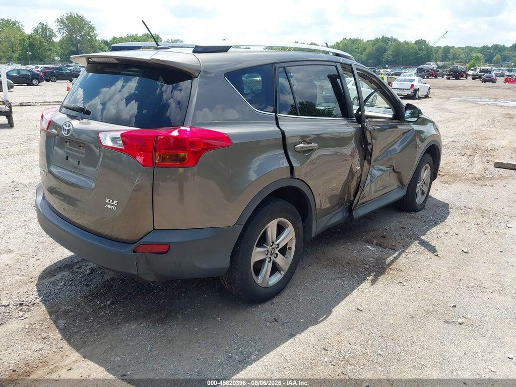 JTMRFREV1FD102052 2015 TOYOTA RAV4 photo no. 4