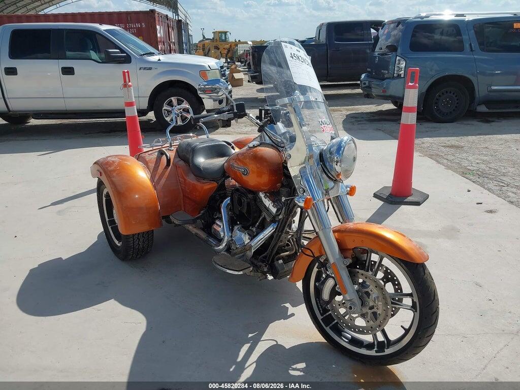 2015 HARLEY-DAVIDSON FLRT 1HD1MCM13FB859561