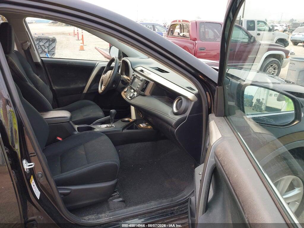 2T3RFREV8FW355050 2015 TOYOTA RAV4 photo no. 5