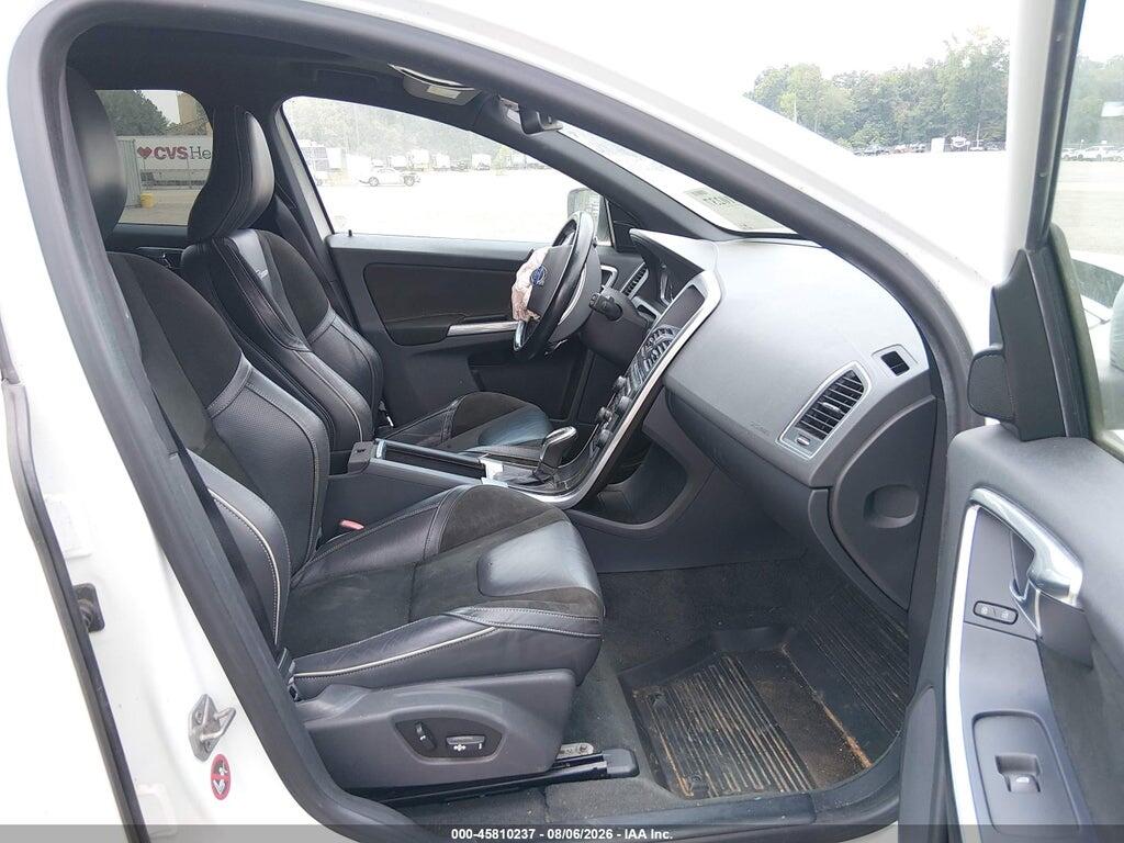 YV4902RG8F2618194 2015 VOLVO XC60 photo no. 5