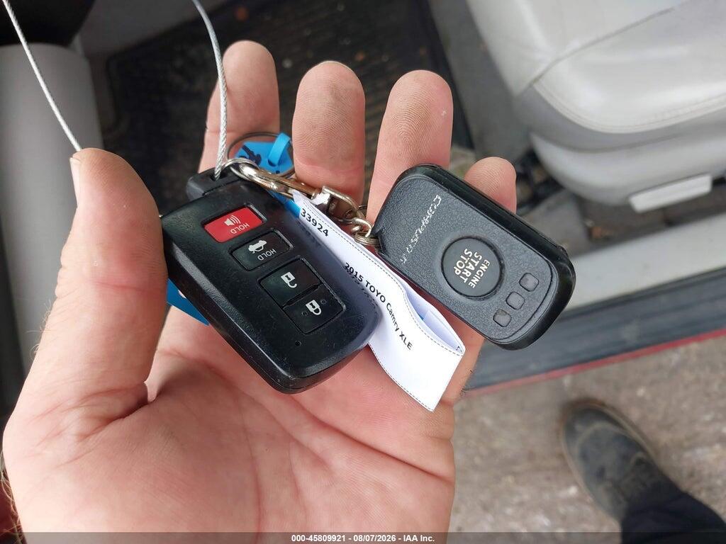 4T1BF1FK8FU892369 2015 TOYOTA CAMRY photo no. 11