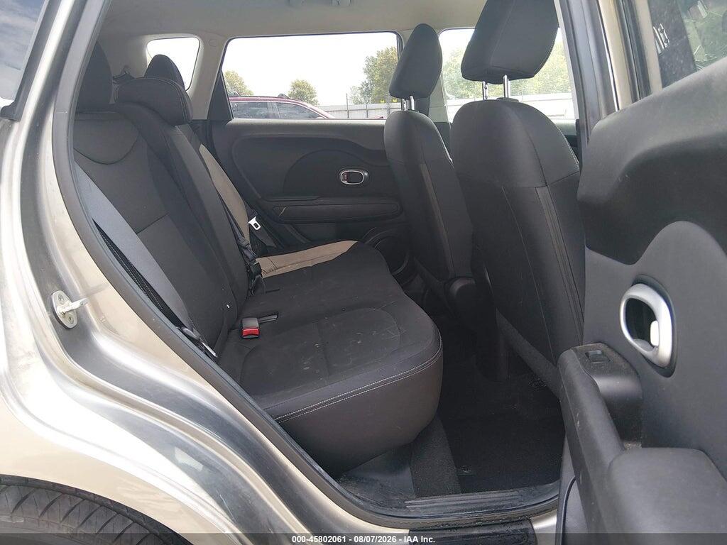 KNDJN2A26F7170073 2015 KIA SOUL photo no. 8