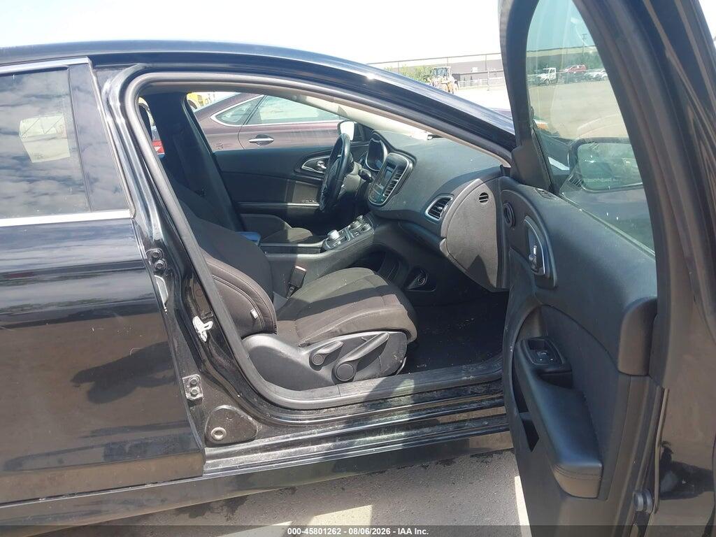 1C3CCCAB3FN533028 2015 CHRYSLER 200 photo no. 5