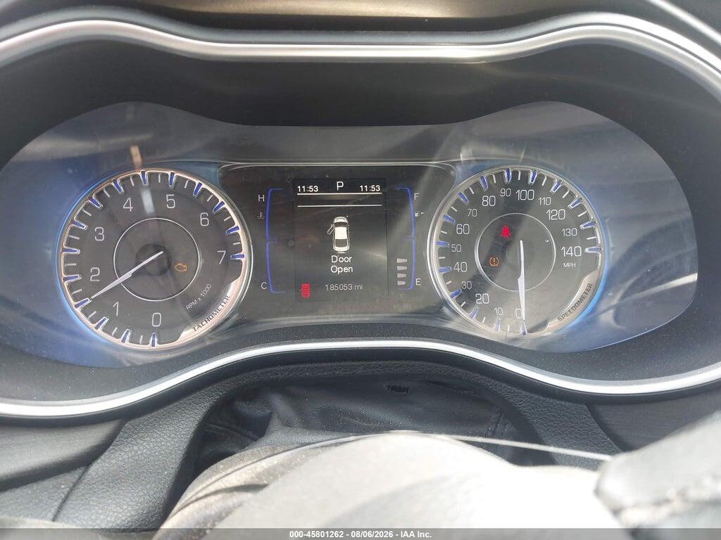 1C3CCCAB3FN533028 2015 CHRYSLER 200 photo no. 7