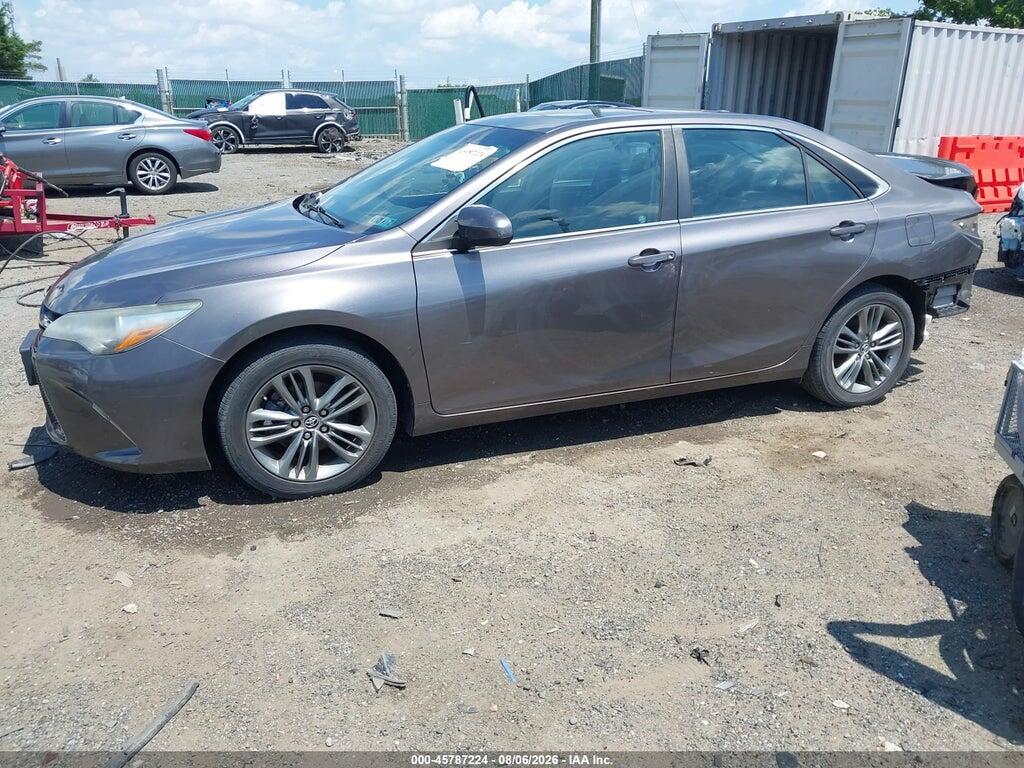 4T1BF1FK1FU910565 2015 TOYOTA CAMRY photo no. 2