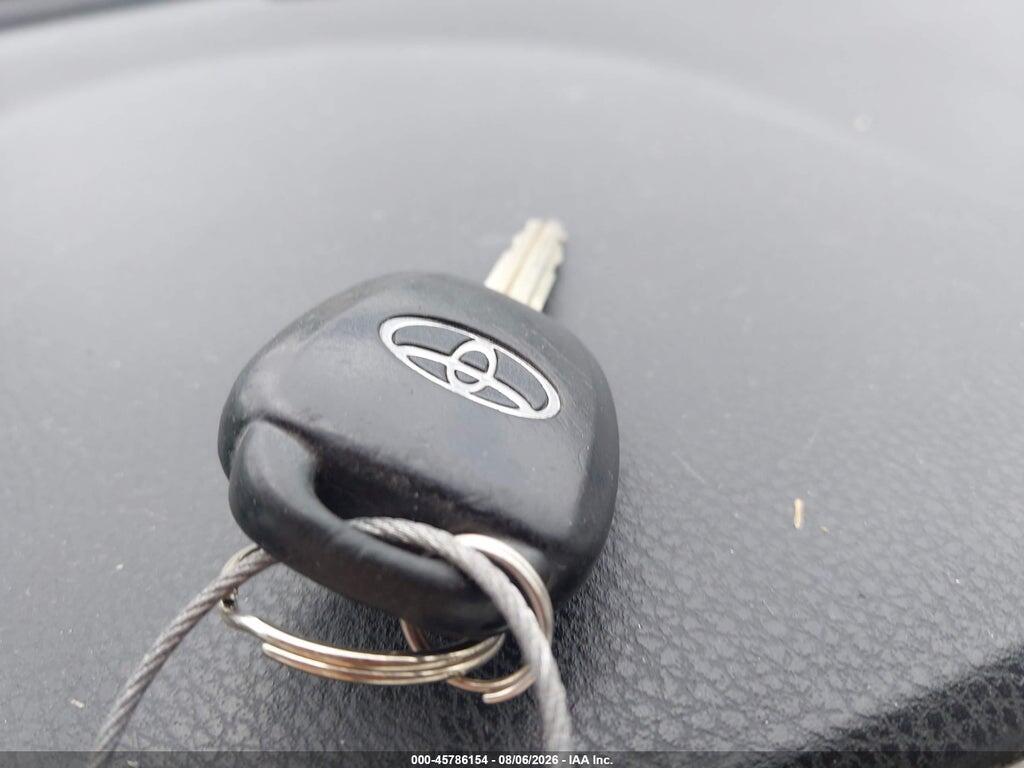 2T3WFREVXFW221370 2015 TOYOTA RAV4 photo no. 11