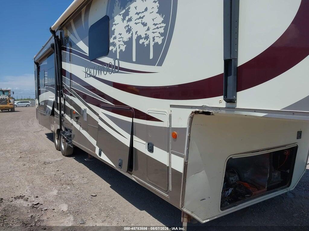 4V0FC3926FR004586 2015 REDWOOD OTHER photo no. 6