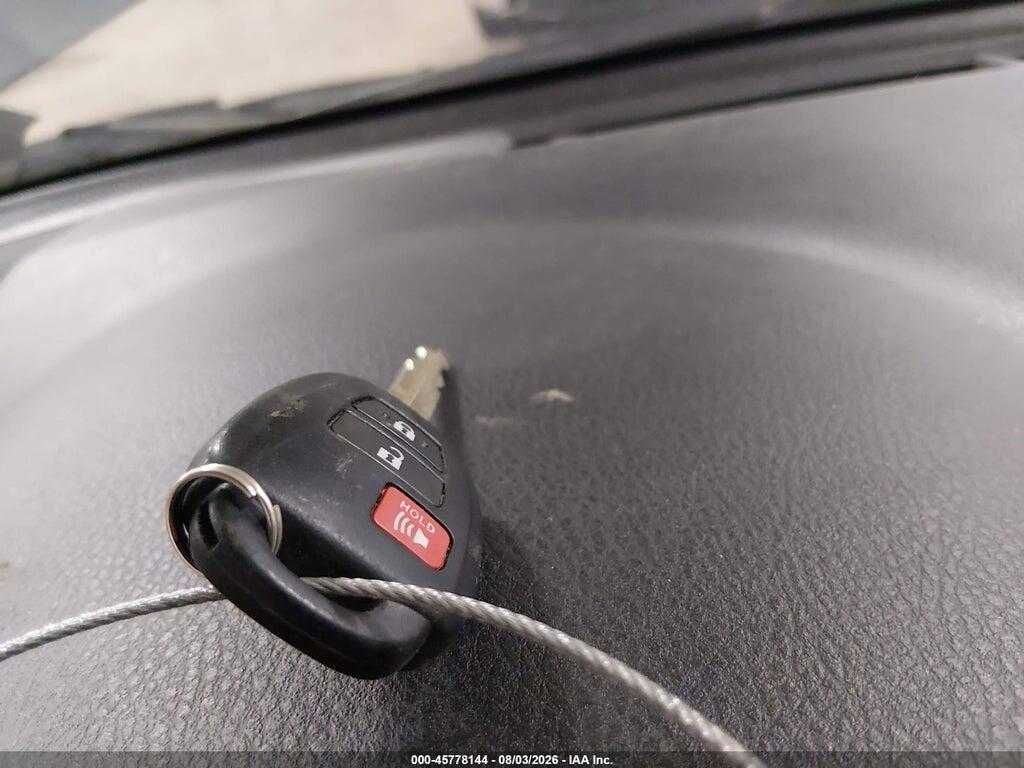 2T3RFRAV9FW370494 2015 TOYOTA RAV4 photo no. 11