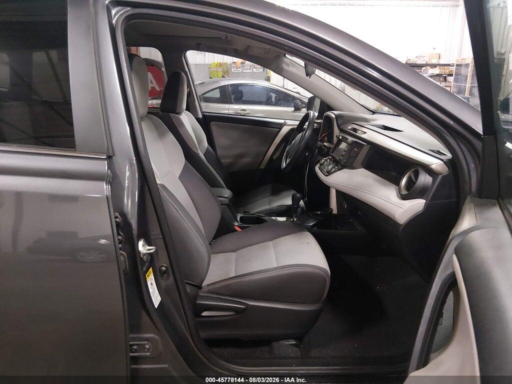2T3RFRAV9FW370494 2015 TOYOTA RAV4 photo no. 5