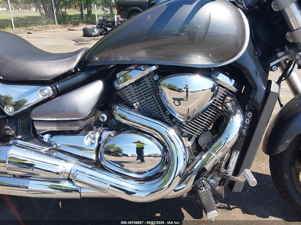 JS1VY55A3F2100033 2015 SUZUKI VZ1500 photo no. 8