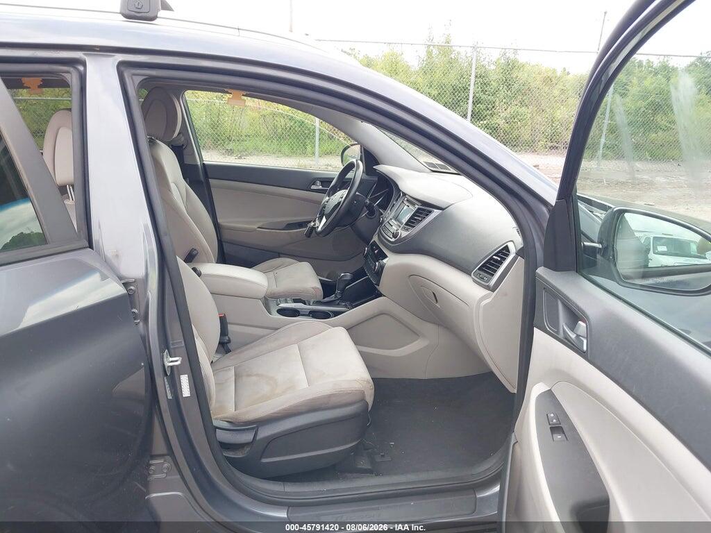 KM8J3CA27GU179486 2016 HYUNDAI TUCSON photo no. 5