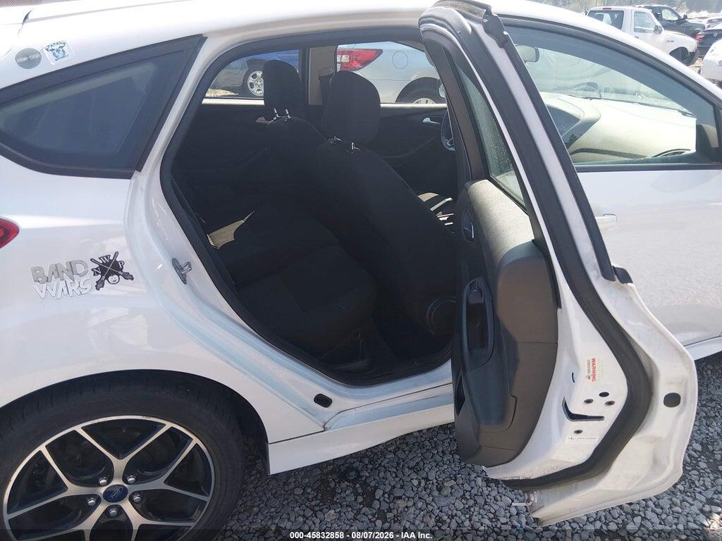 1FADP3K28GL247259 2016 FORD FOCUS photo no. 8