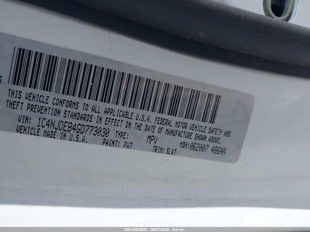 1C4NJDEB4GD773030 2016 JEEP COMPASS photo no. 9